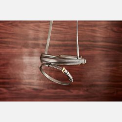 L�se n�seb�nd Cayenne