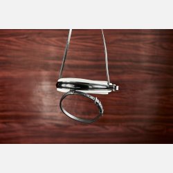 L�se n�seb�nd Cayenne