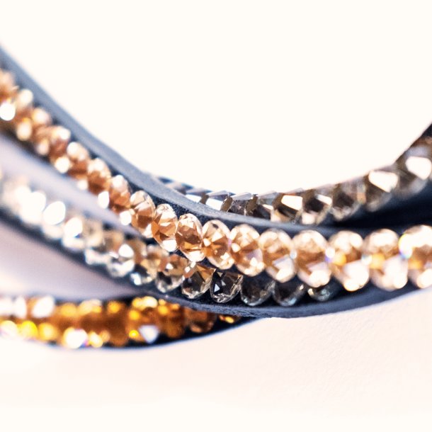 Pandeb�nd Sort l�der, med sm� swarovski sten