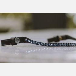 Pandeb�nd Sort l�der, med sm� swarovski sten